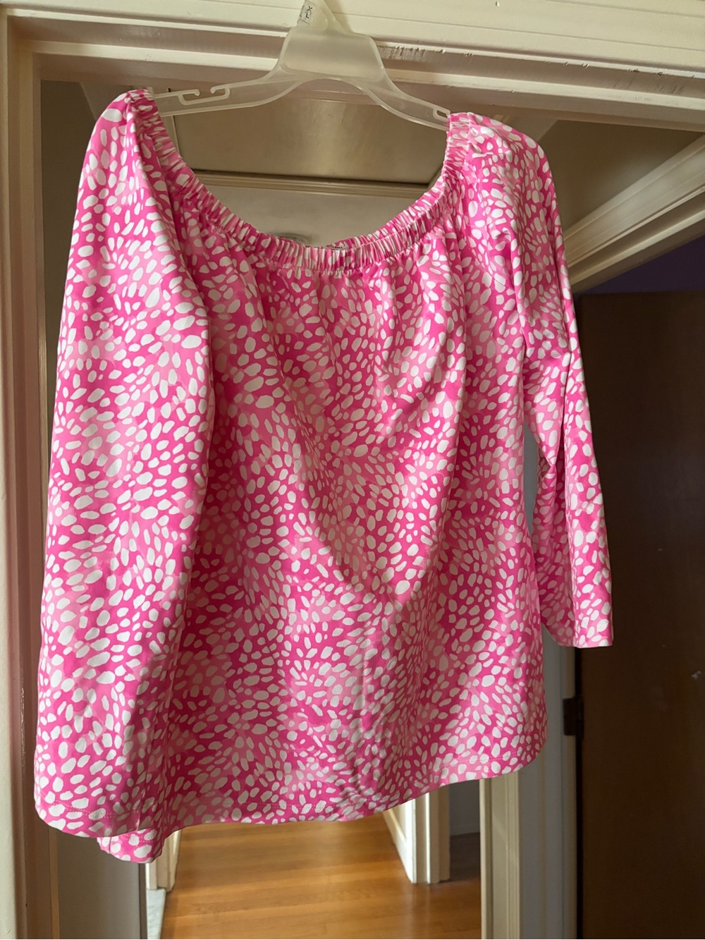 MAHI GOLD Pink & White Off-Shoulder Printed Blouse